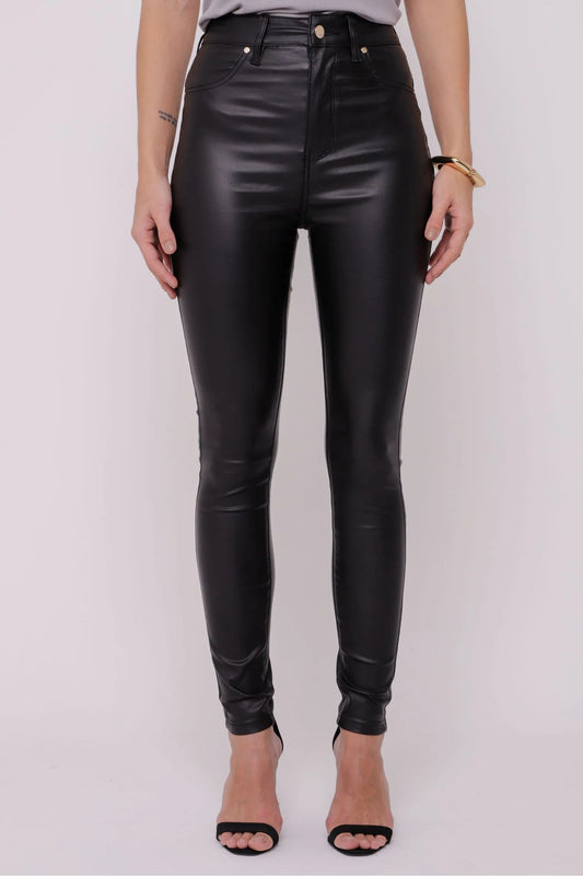 Calça Resinada Skinny Preta